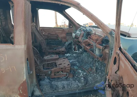 2011 Chevrolet Silverado 1500 Lt z USA, uszkodzony, nr VIN 1GCRCSE01BZ449401